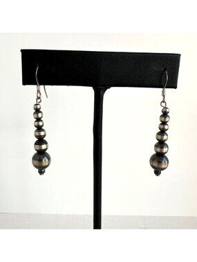 Navajo Pearl Sterling Silver Graduated Bead Dangle Earrings 1.75"